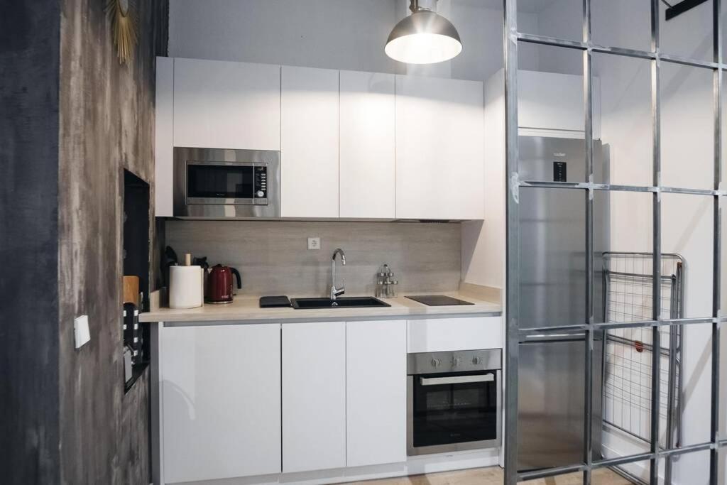Apartamentos Plaza De Pedro Zerolo III Мадрид Экстерьер фото